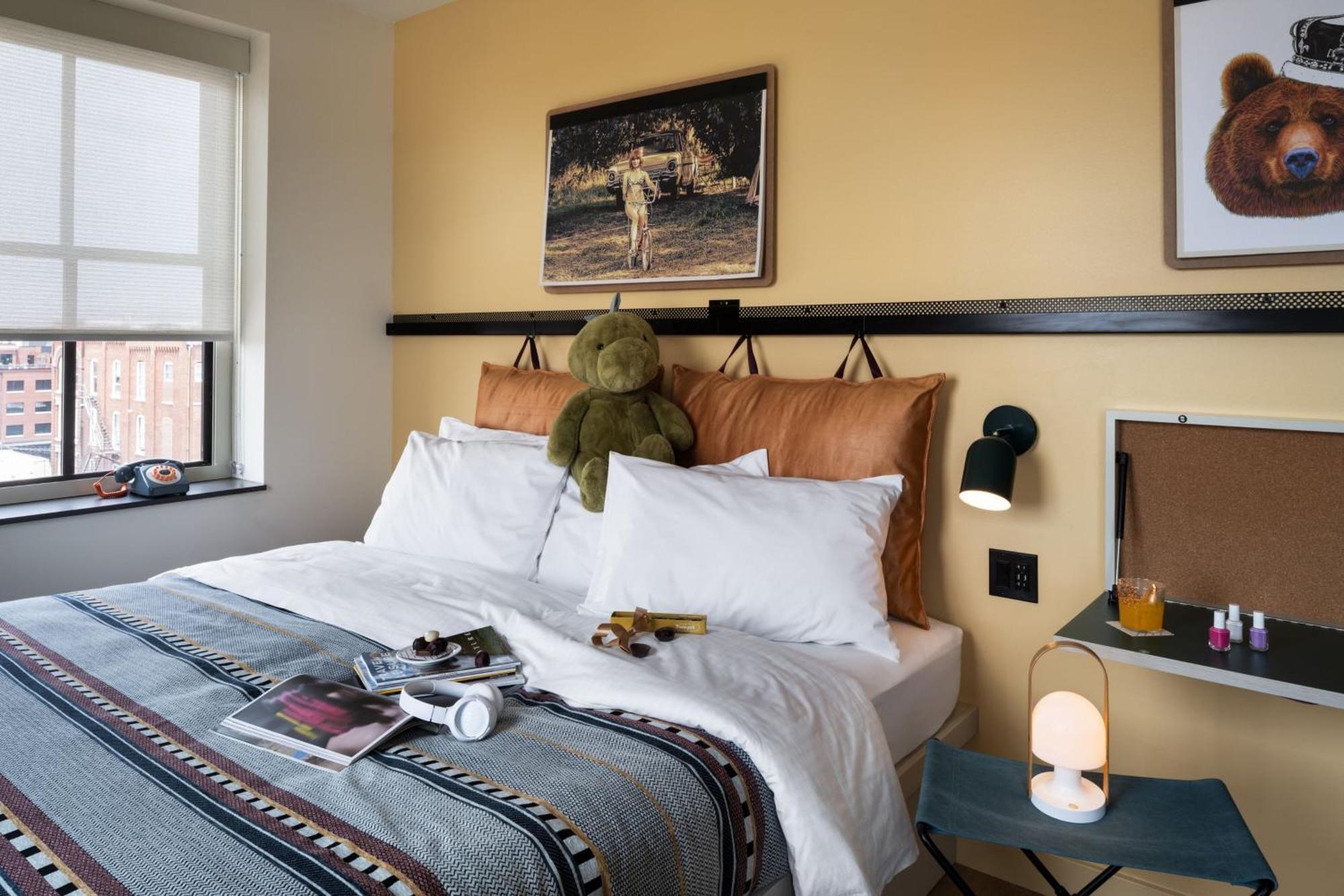 Готель Moxy Springfield Downtown Екстер'єр фото