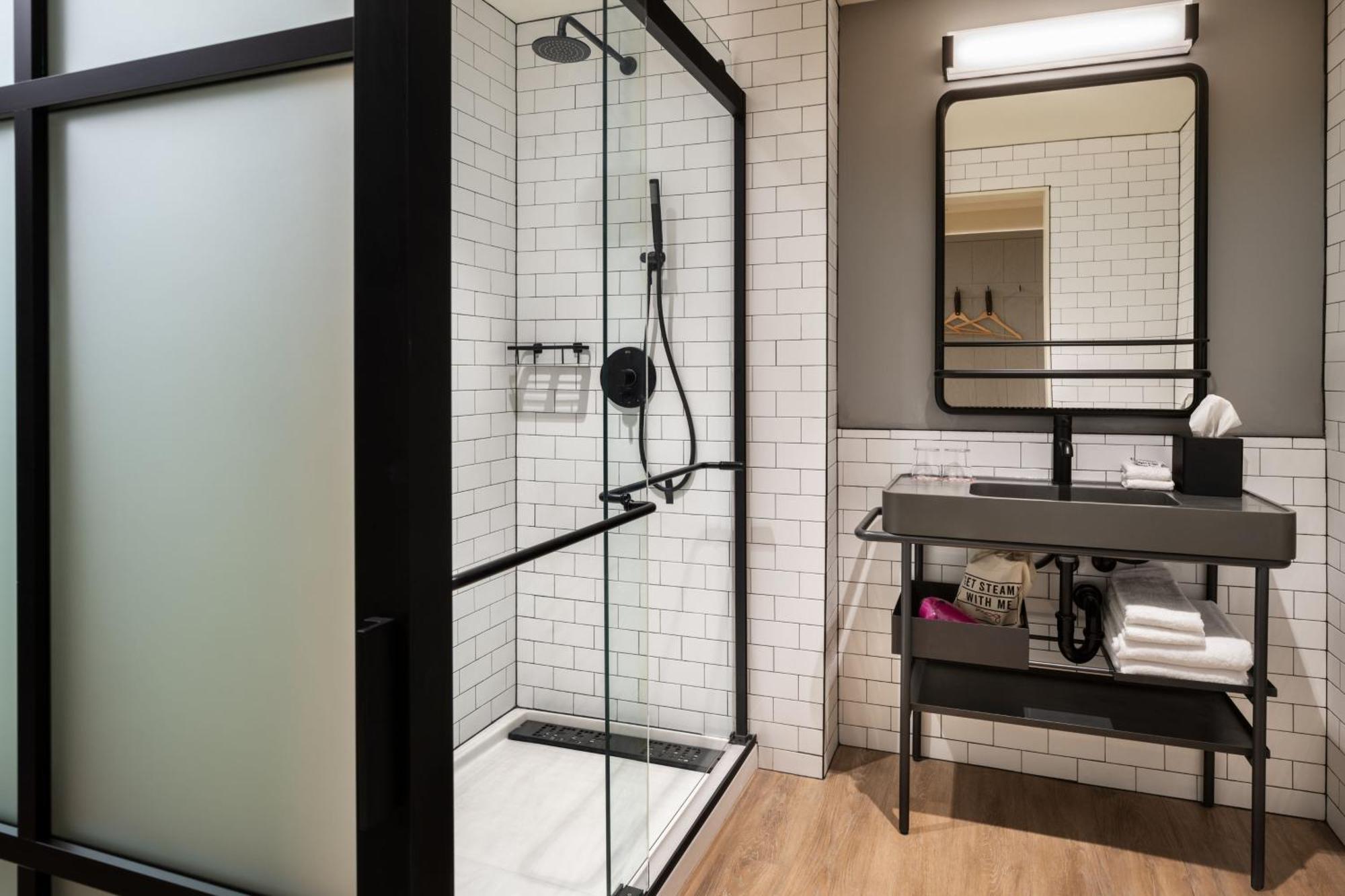 Готель Moxy Springfield Downtown Екстер'єр фото
