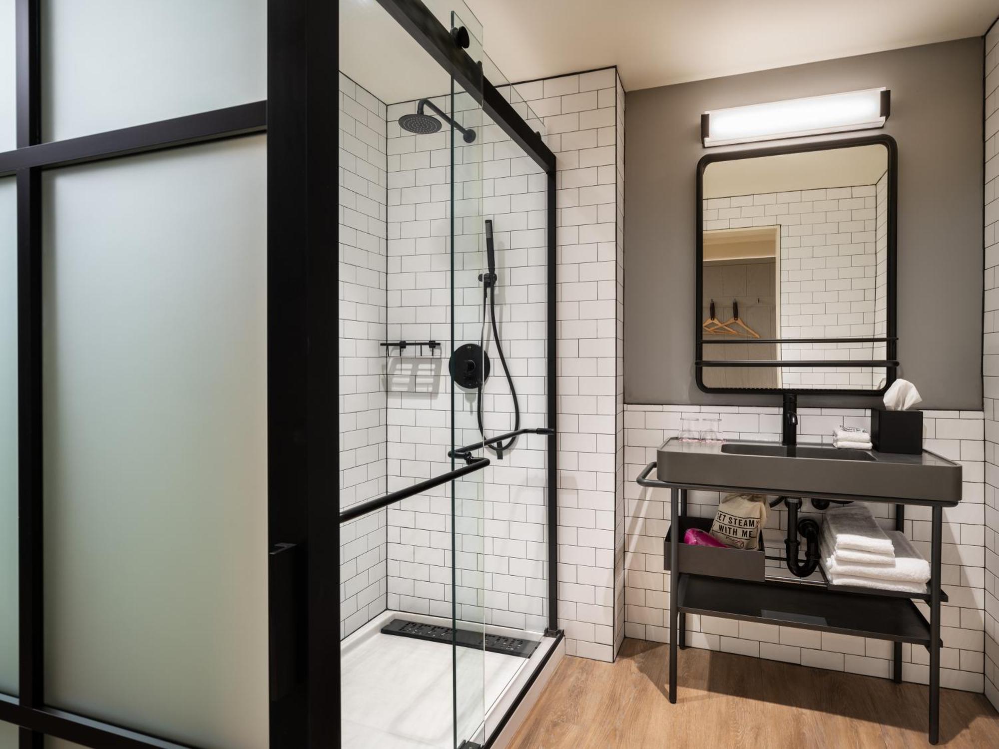 Готель Moxy Springfield Downtown Екстер'єр фото