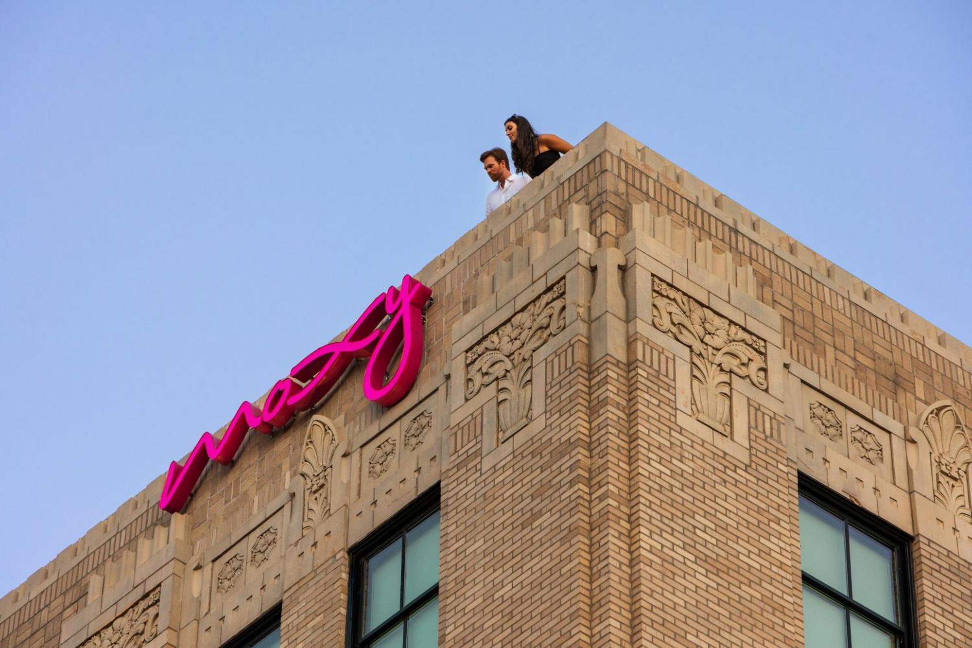 Готель Moxy Springfield Downtown Екстер'єр фото